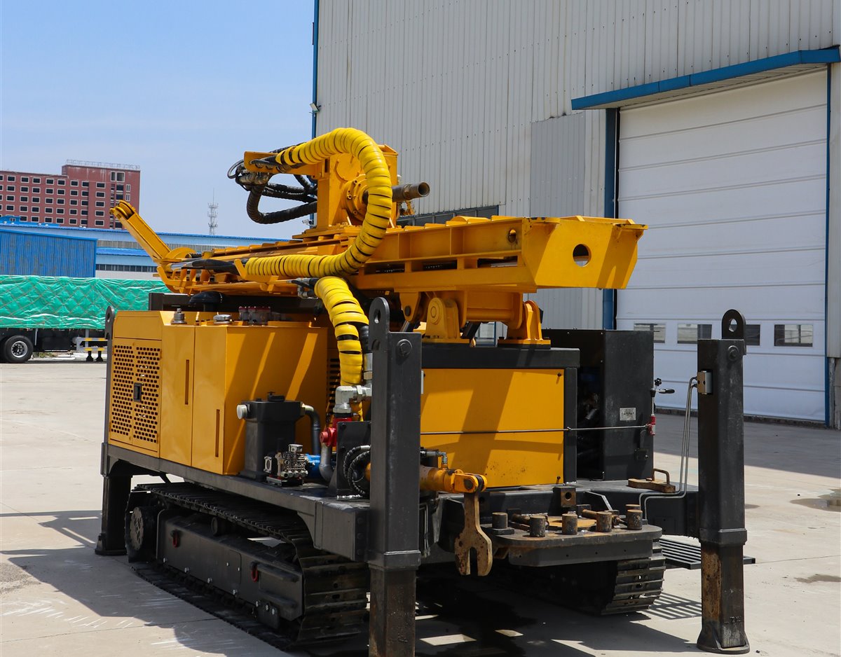 Joshua crawler drilling rig product range